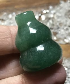 Alternative view of Green Aventurine Hu Lu