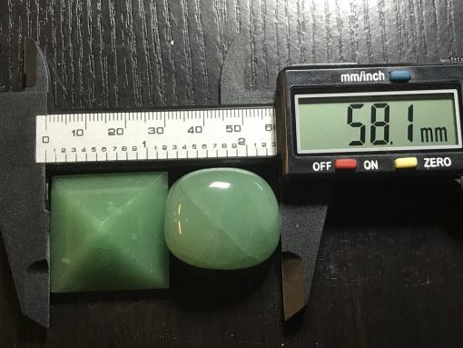 Green Aventurine Pyramid & Tumbled Stone Set - Image 5