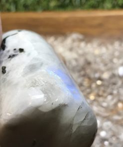 Alternative view of Rainbow Moonstone freeform self-standing display (ref:19111239)